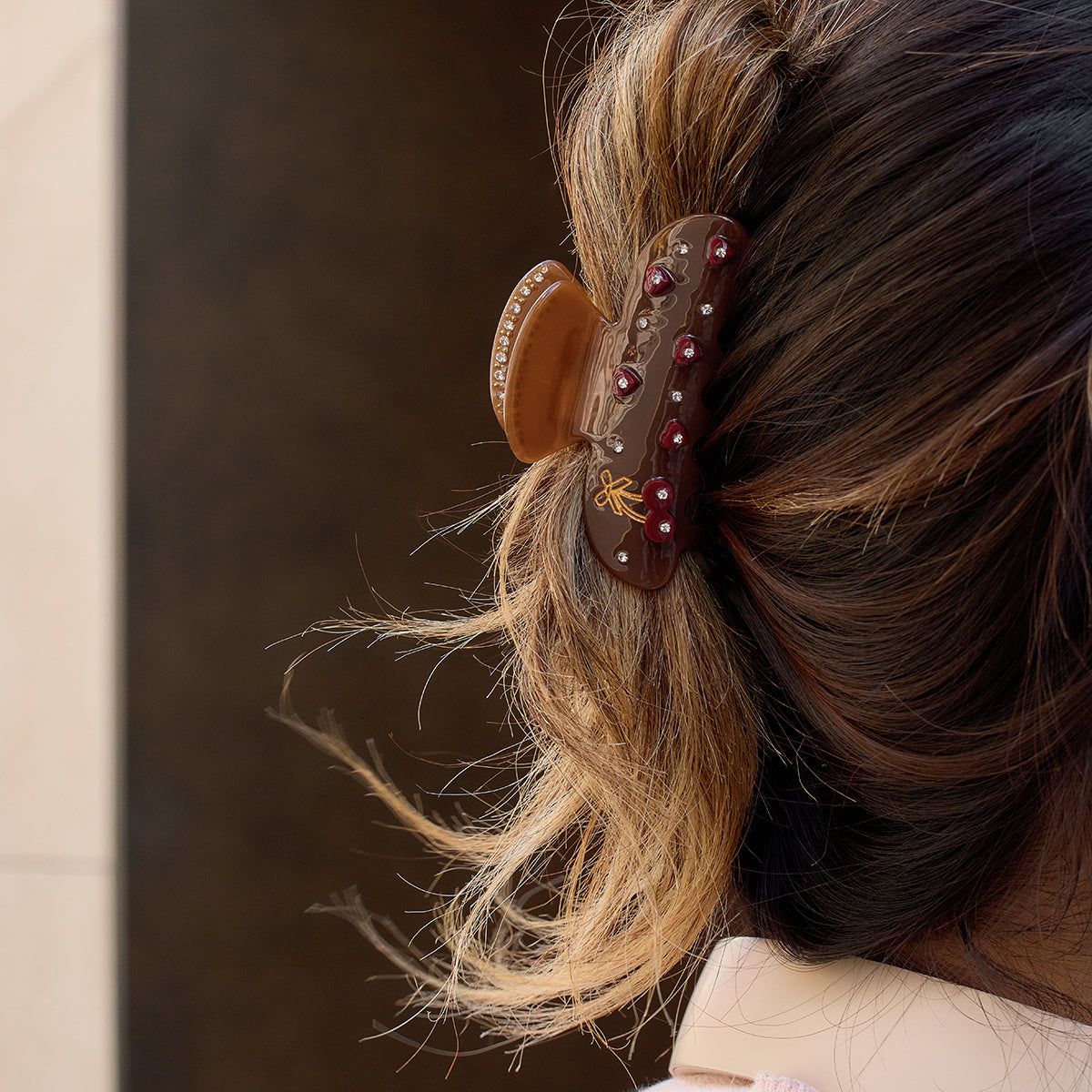 Sweet Brown Hair Clip