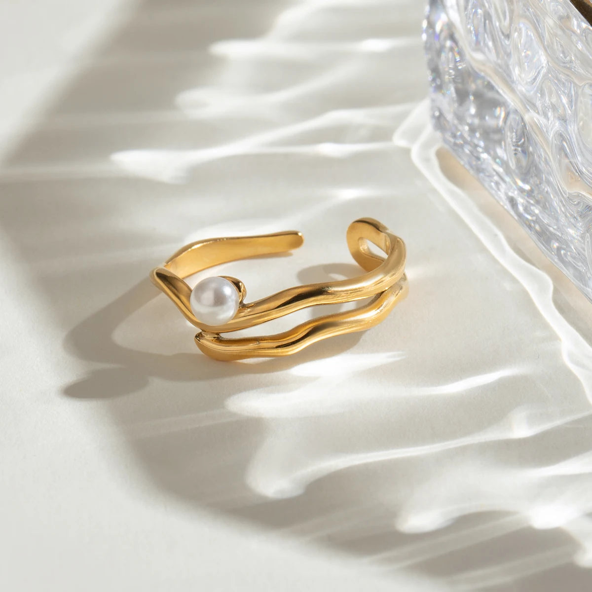 Golden Wave Pearl Ring