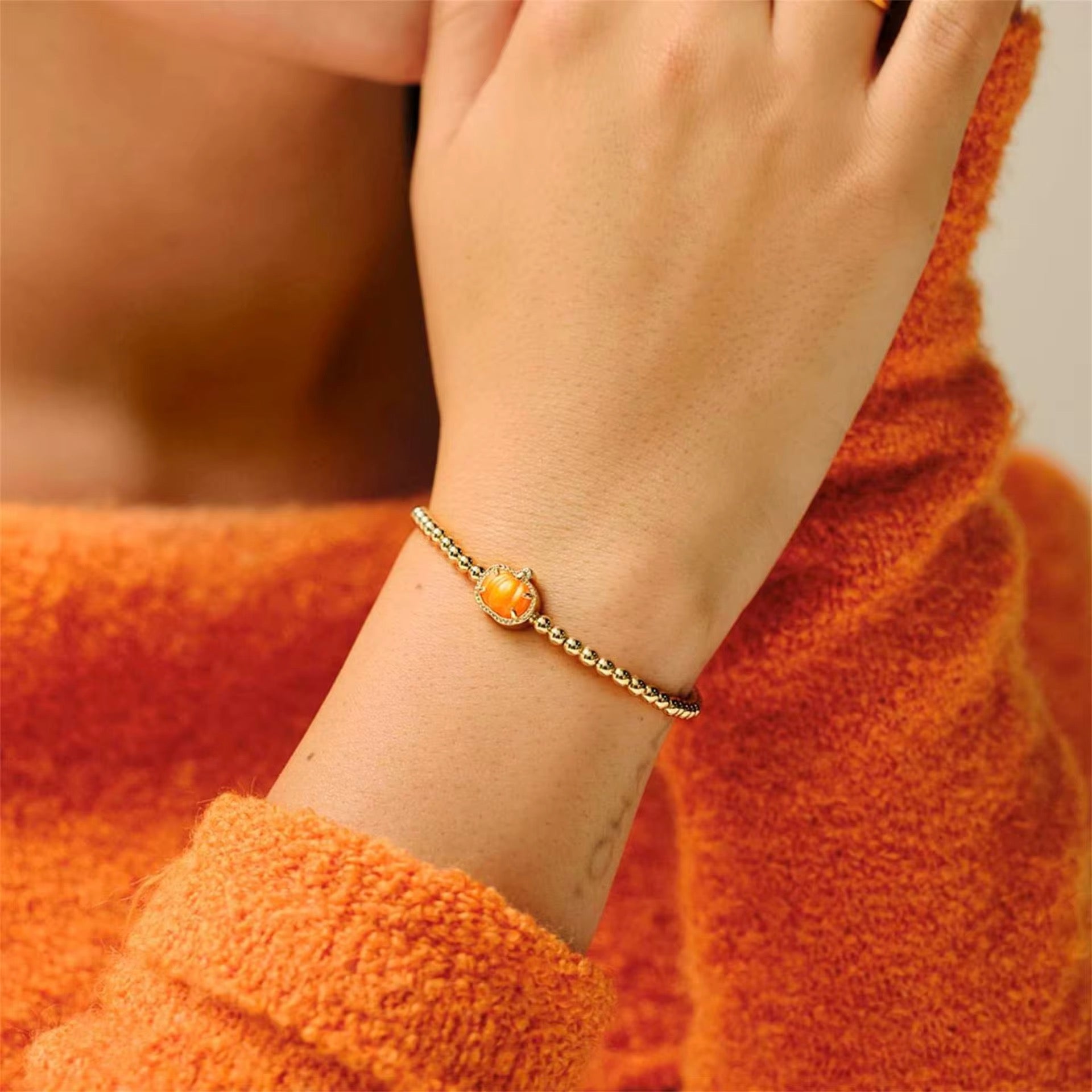 Pumpkin Glow Beaded Bracelet